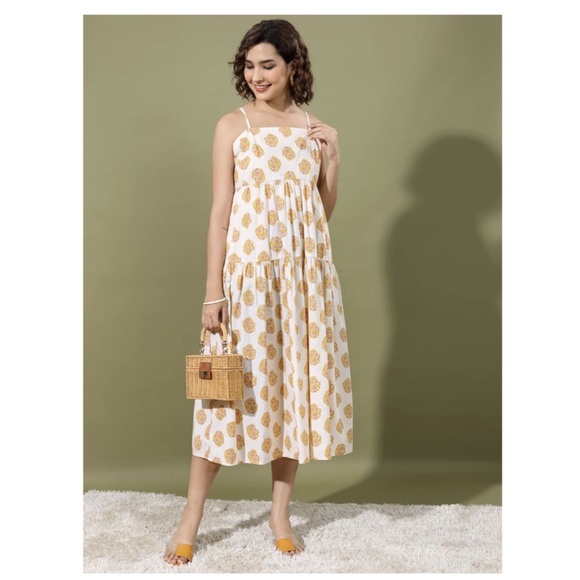 J. Crew Dresses & Skirts - J. Crew Tie Back Tiered Midi Dress in Gathered Floral Block, Size 8